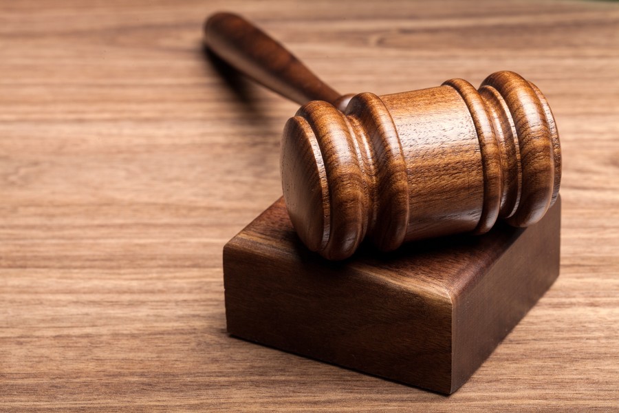 北京離婚律師想不到年輕貌美女教師出軌家長