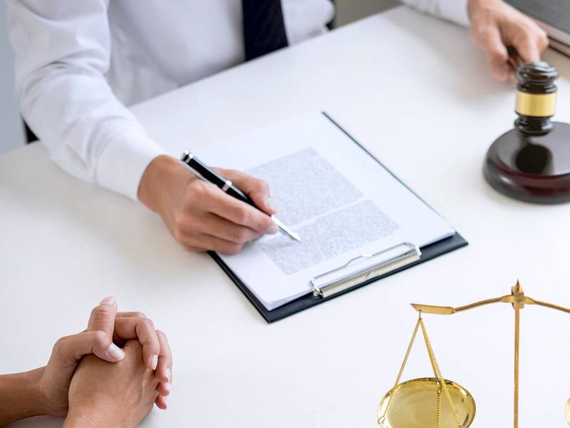 賣房人拒絕配合買房人辦理貸款手續(xù)，賣房人違約？和北京房產(chǎn)律師一起看看法院如何說