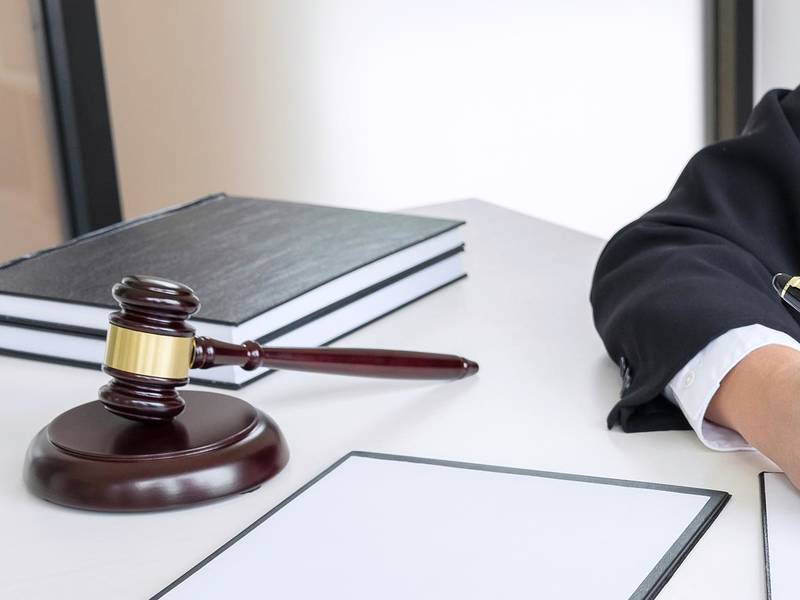 北京刑事律師答參與聚眾斗毆罪的分主從犯嗎？